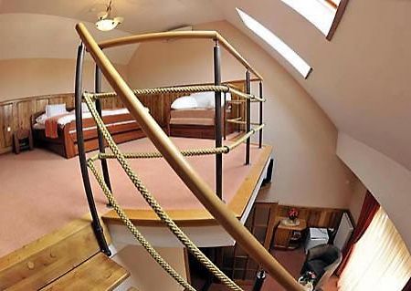 Trojka Hotel Es Panzio Szolnok Rum bild